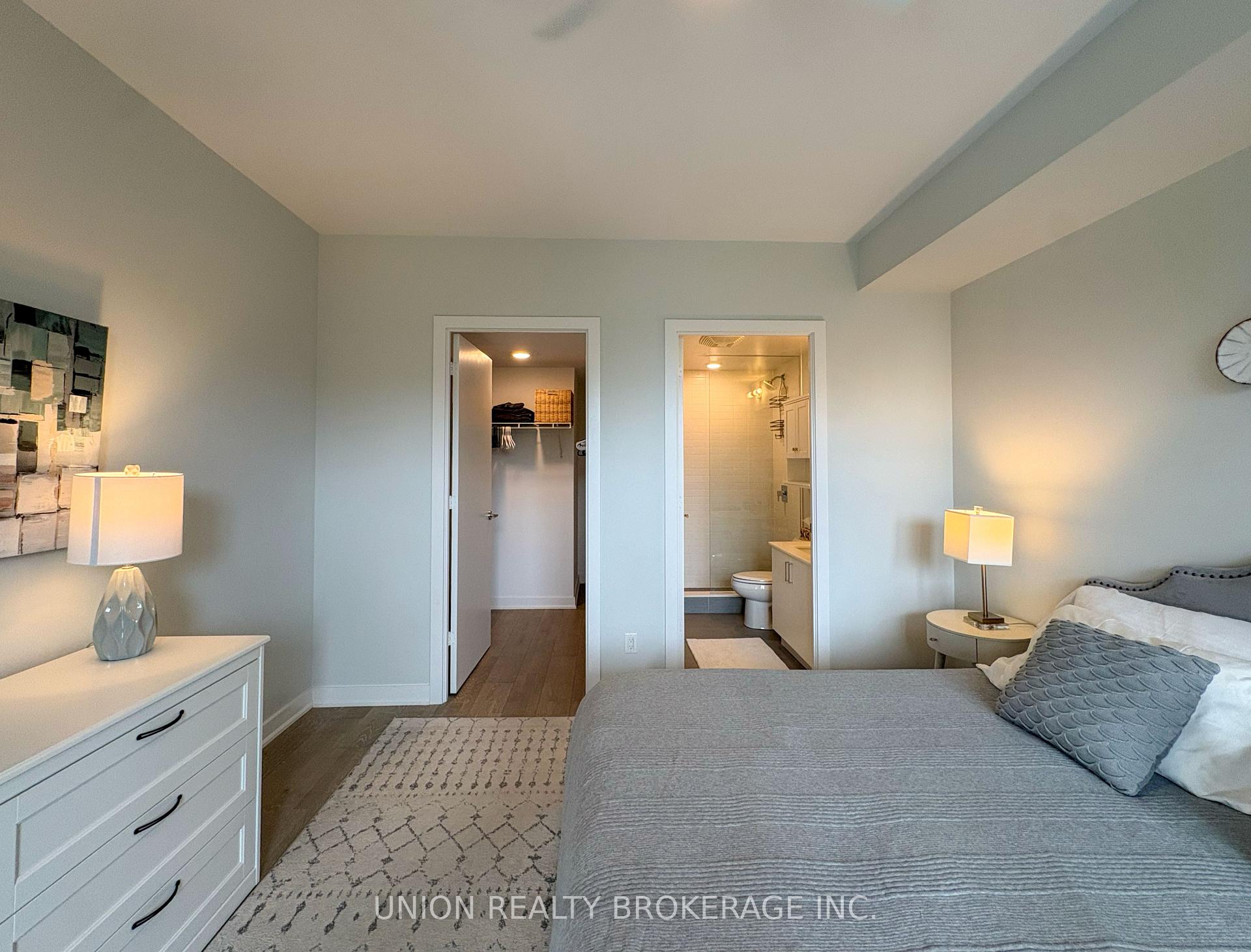 Photo 24 of Unit 307, 1960 Queen Street, Toronto, The Beaches — HOMEH