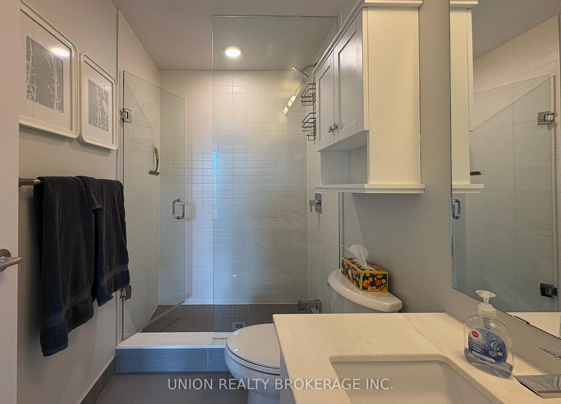 Photo 27 of Unit 307, 1960 Queen Street, Toronto, The Beaches — HOMEH