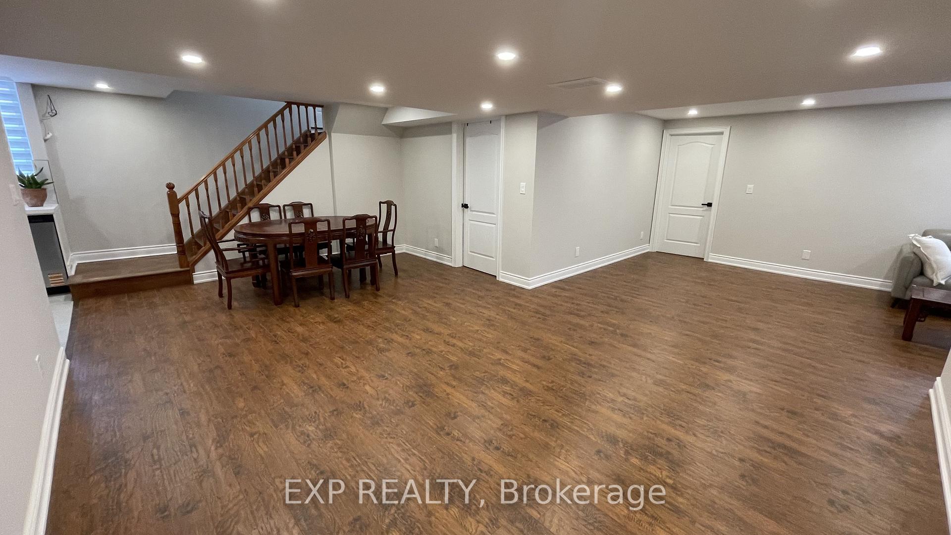 Photo 4 of Unit Basement, 94 Lensmith Drive, Aurora, Aurora Highlands — HOMEH