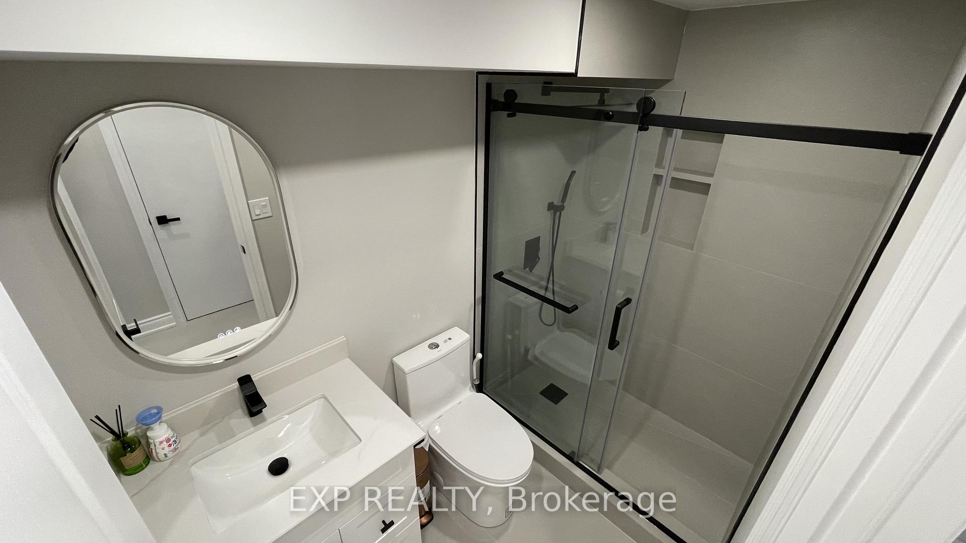 Photo 10 of Unit Basement, 94 Lensmith Drive, Aurora, Aurora Highlands — HOMEH