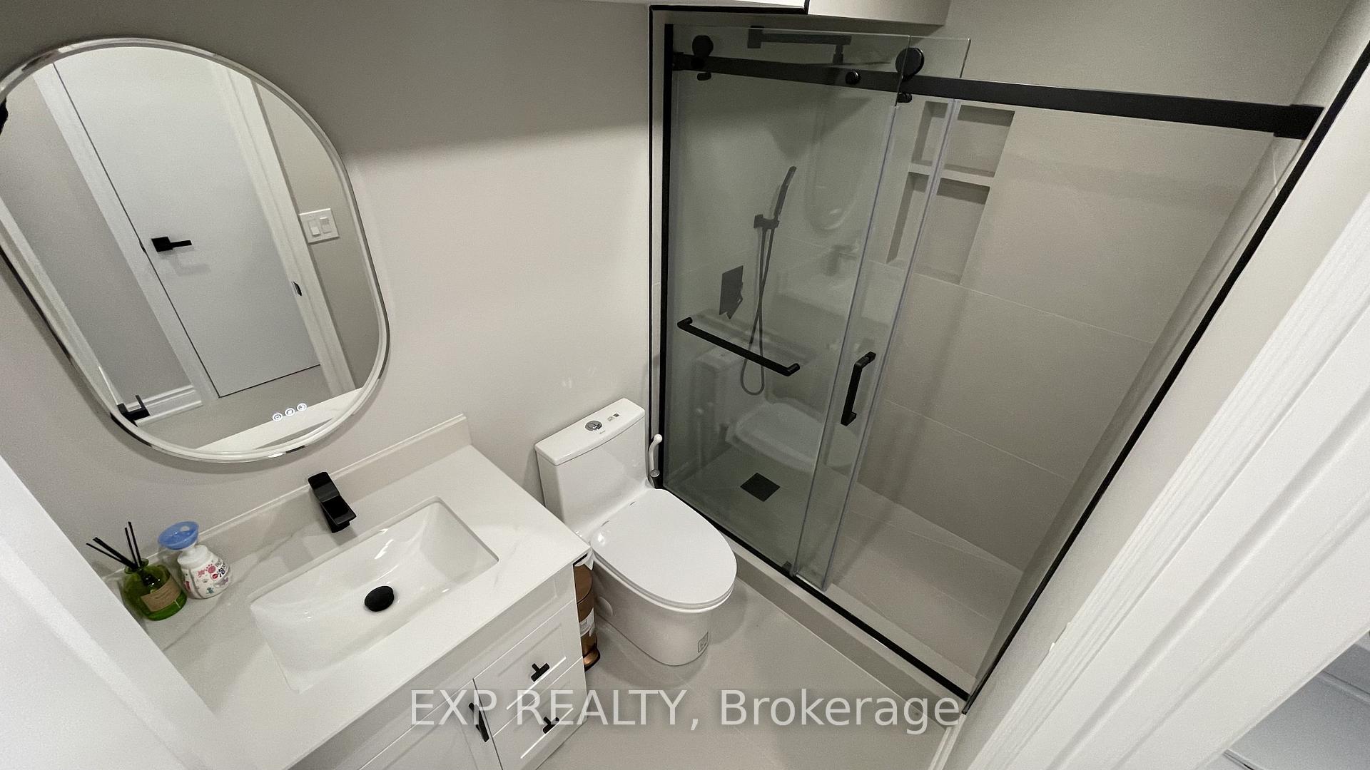 Photo 11 of Unit Basement, 94 Lensmith Drive, Aurora, Aurora Highlands — HOMEH