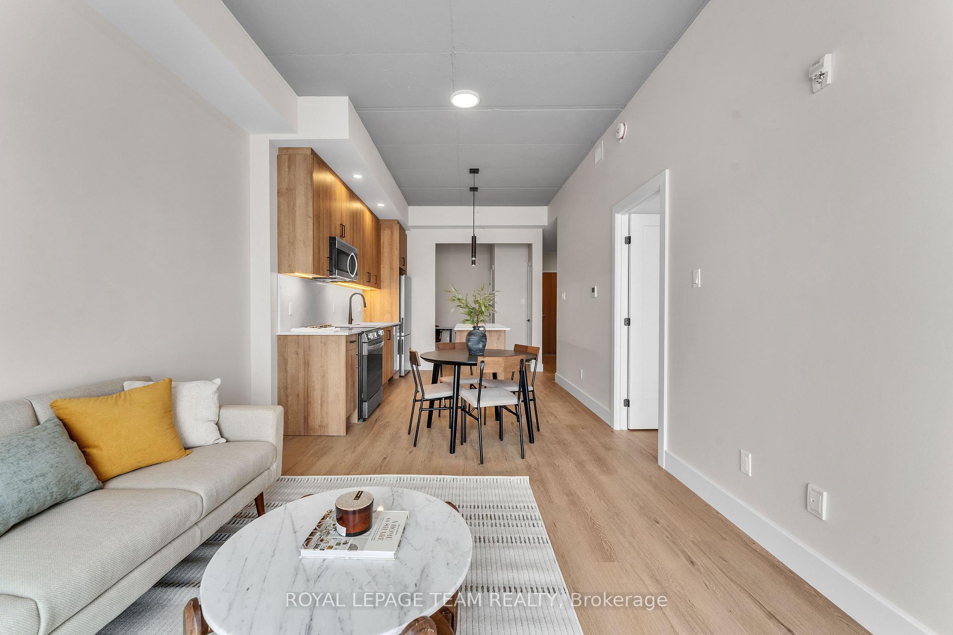 Photo 18 of Unit 305, 1008 Rogers Crescent, Brockville, Brockville — HOMEH