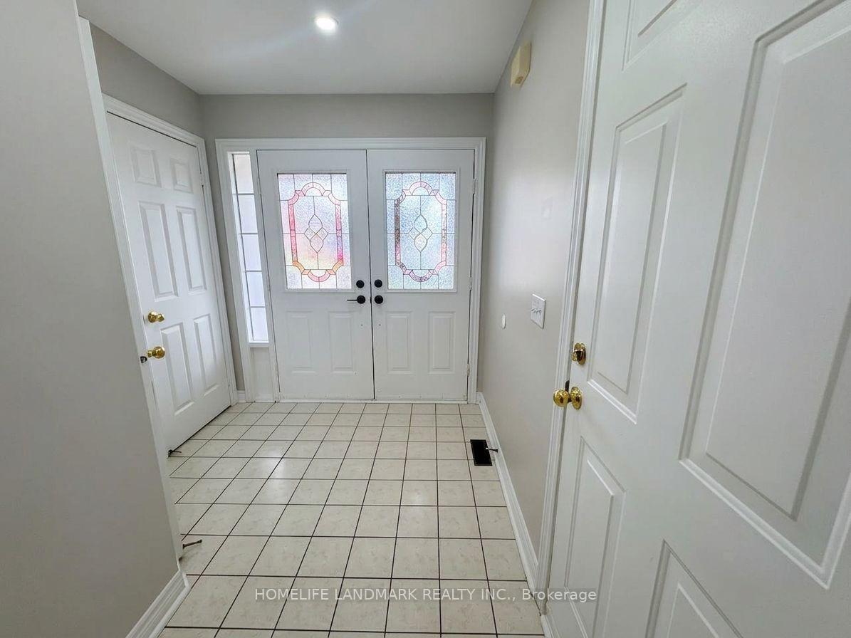 Photo 5 of 59 Checkerberry Crescent, Brampton, Sandringham-Wellington — HOMEH