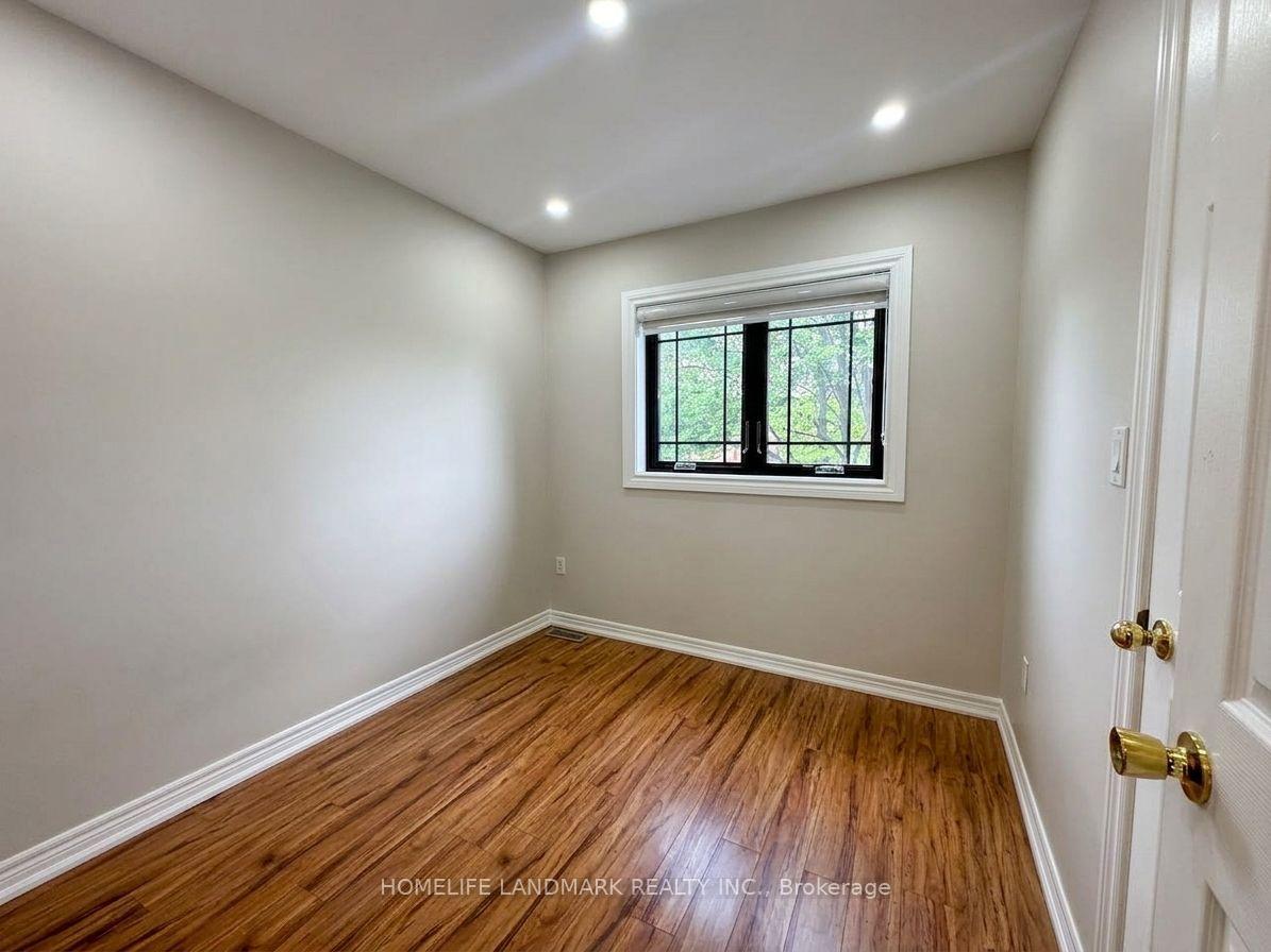 Photo 30 of 59 Checkerberry Crescent, Brampton, Sandringham-Wellington — HOMEH