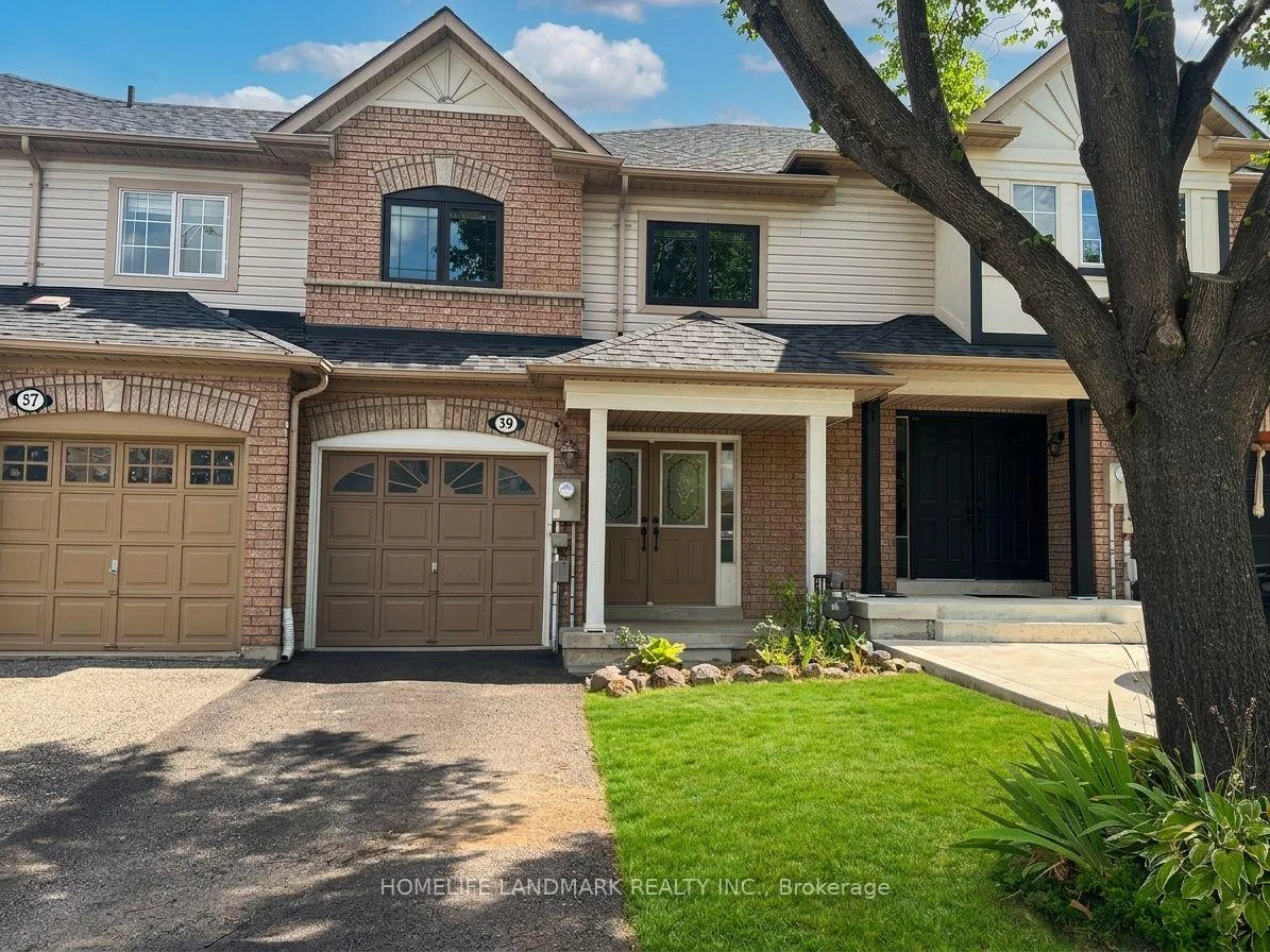 Photo 6 of 59 Checkerberry Crescent, Brampton, Sandringham-Wellington — HOMEH