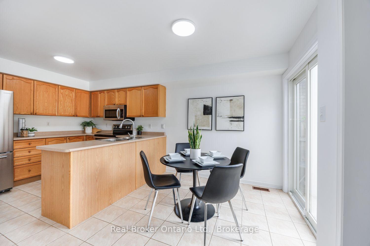 Photo 6 of 36 Bannister Street, Clarington, Bowmanville — HOMEH