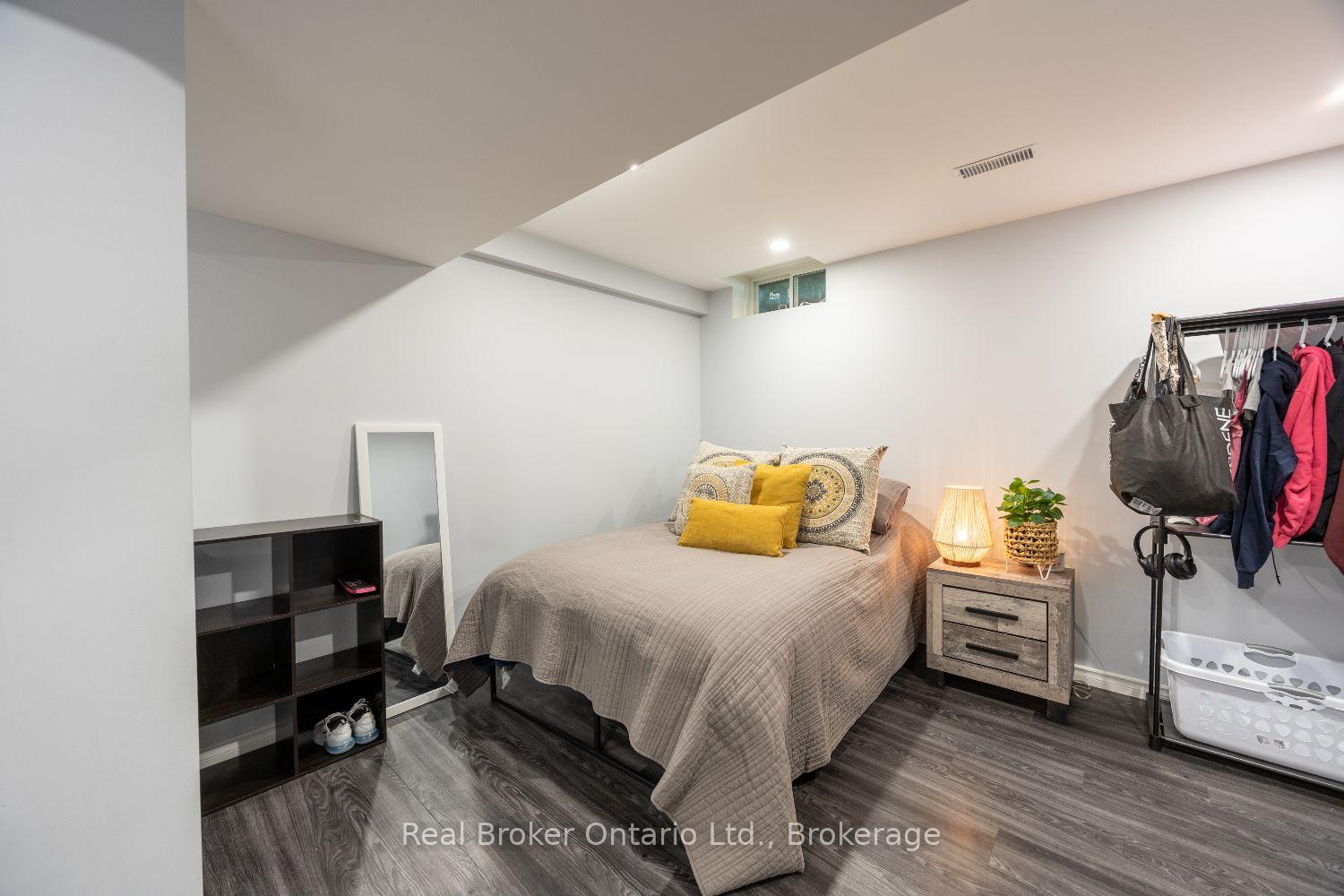 Photo 27 of 36 Bannister Street, Clarington, Bowmanville — HOMEH