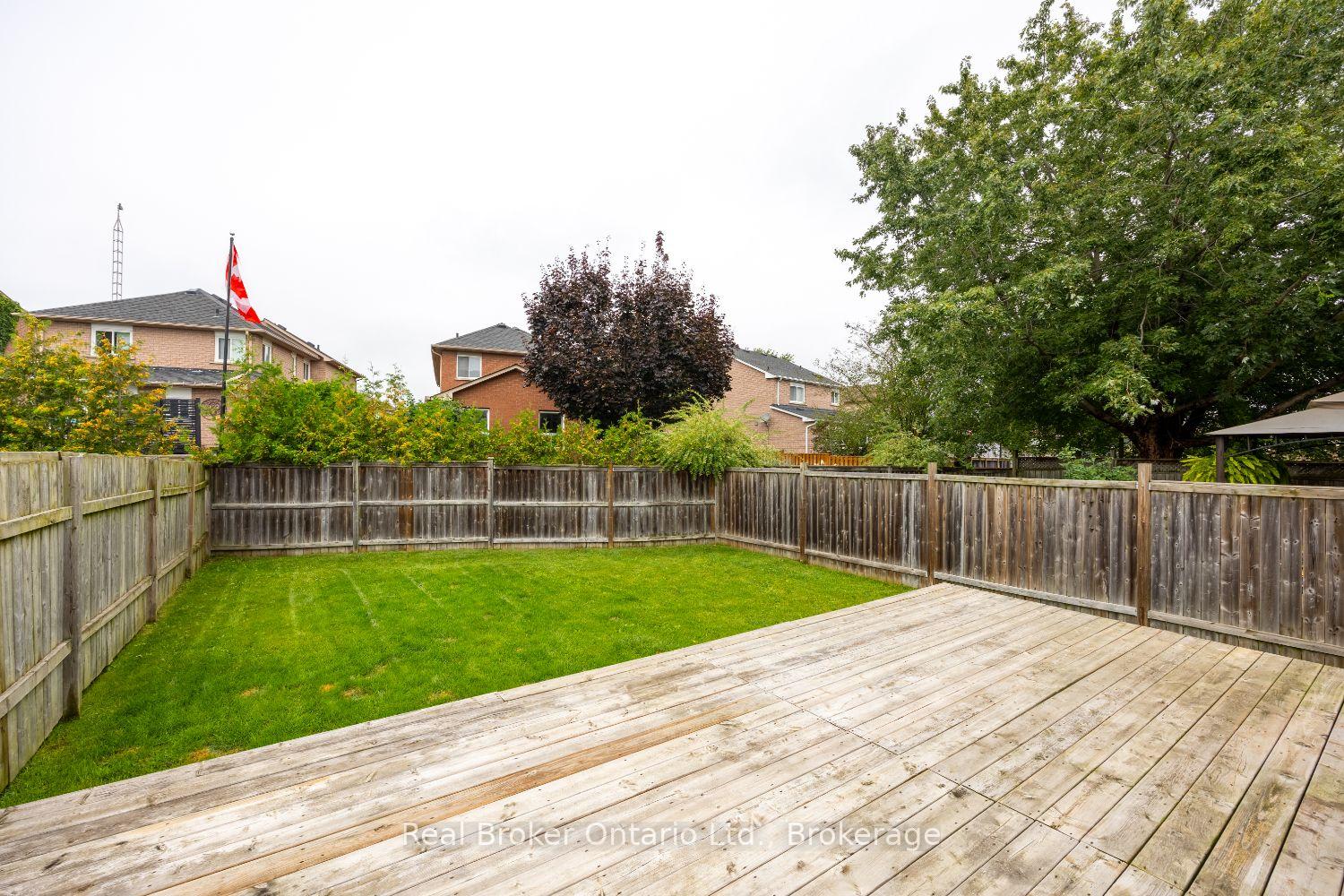 Photo 29 of 36 Bannister Street, Clarington, Bowmanville — HOMEH