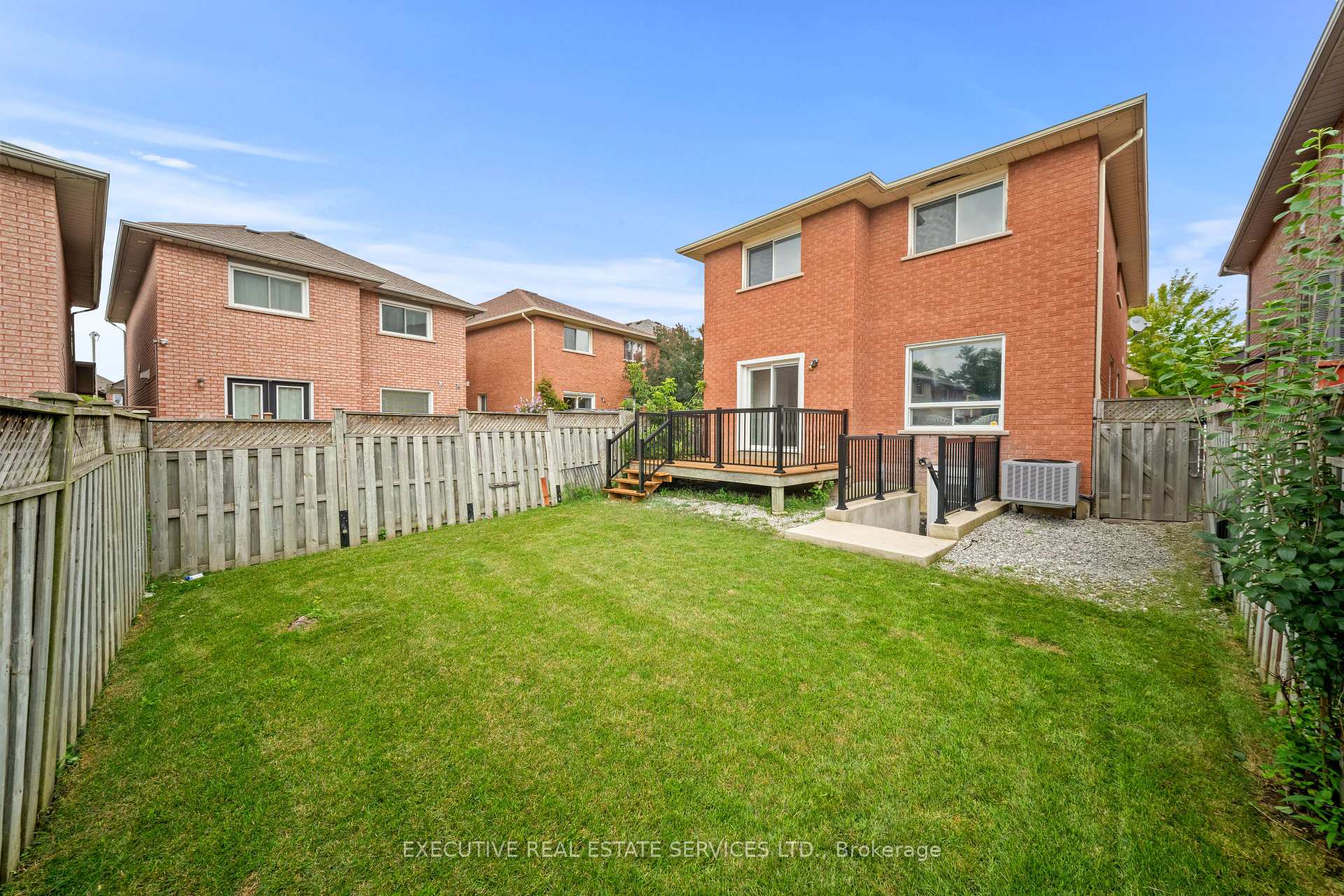 Photo 41 of 45 Sahara Trail, Brampton, Sandringham-Wellington — HOMEH