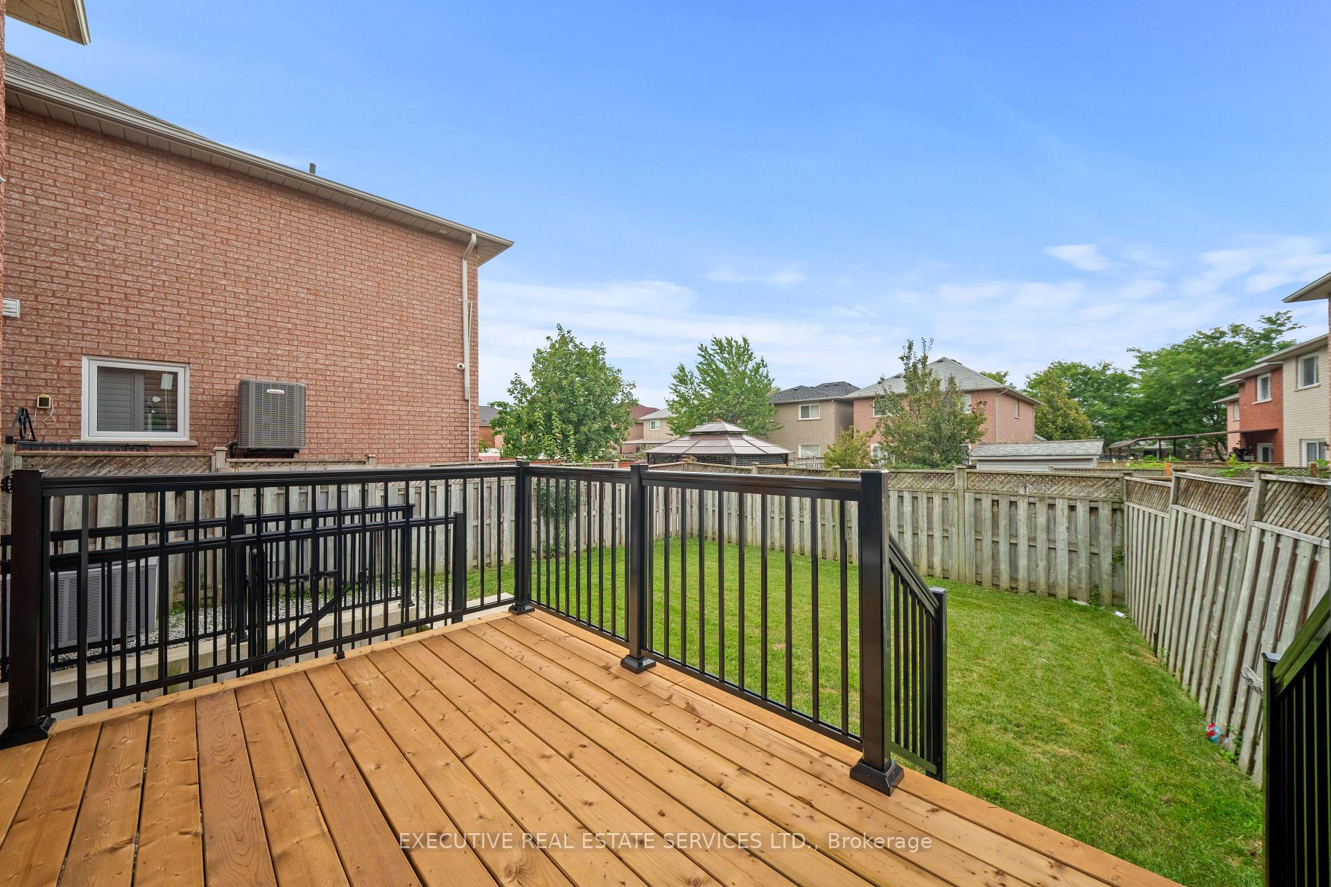 Photo 44 of 45 Sahara Trail, Brampton, Sandringham-Wellington — HOMEH