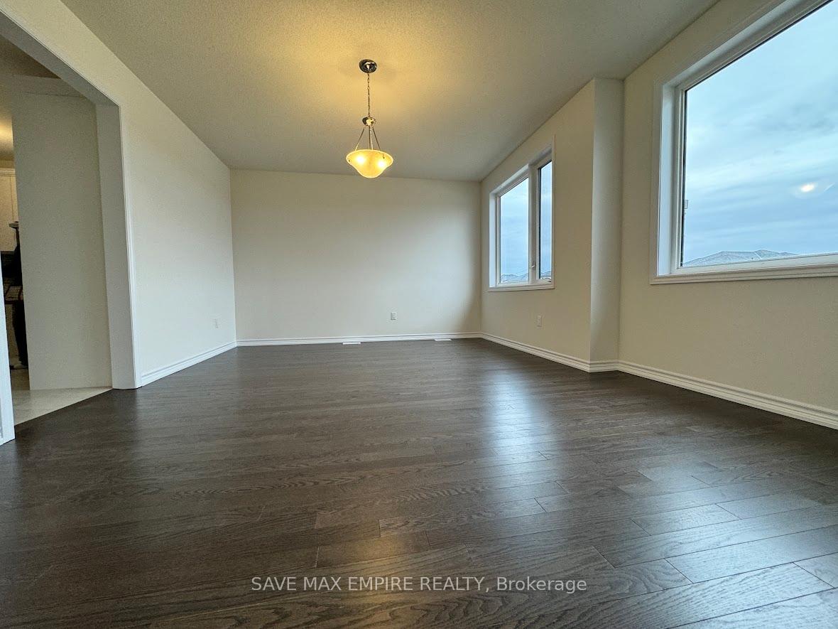 Photo 3 of 71 Sun Valley Avenue, Wasaga Beach — HOMEH