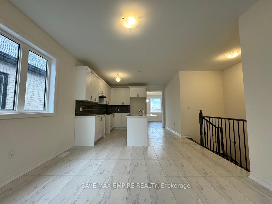 Photo 5 of 71 Sun Valley Avenue, Wasaga Beach — HOMEH