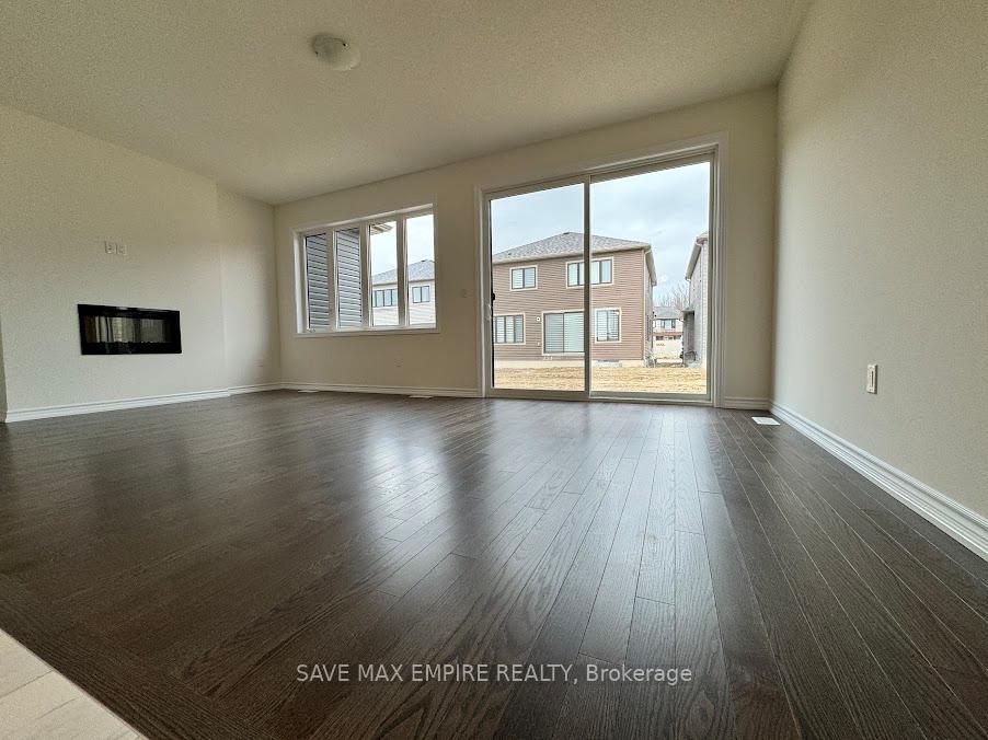 Photo 9 of 71 Sun Valley Avenue, Wasaga Beach — HOMEH