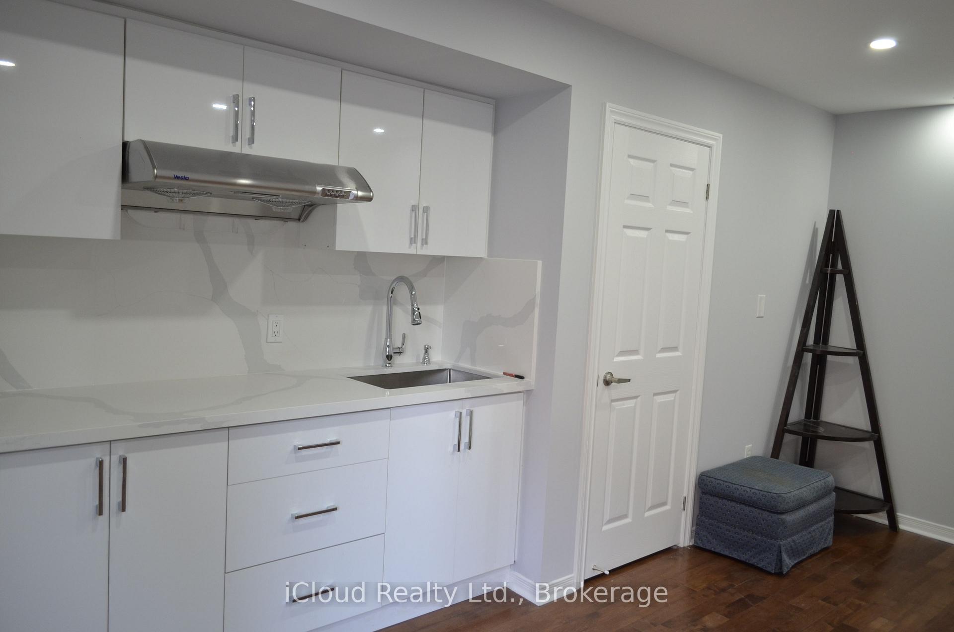 Photo 7 of Unit Studio, 319 Aspendale Crescent, Mississauga, Meadowvale Village — HOMEH