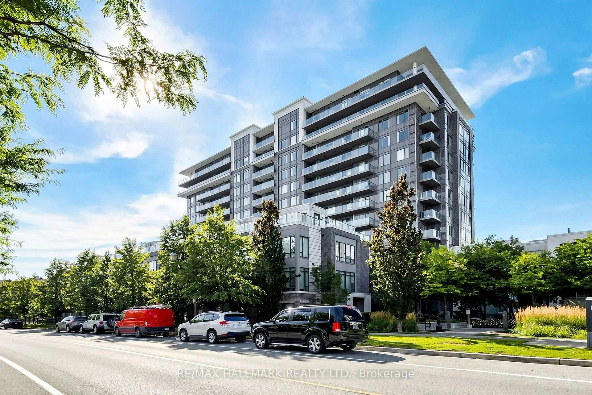 Photo of Unit 1003, 325 South Park Road