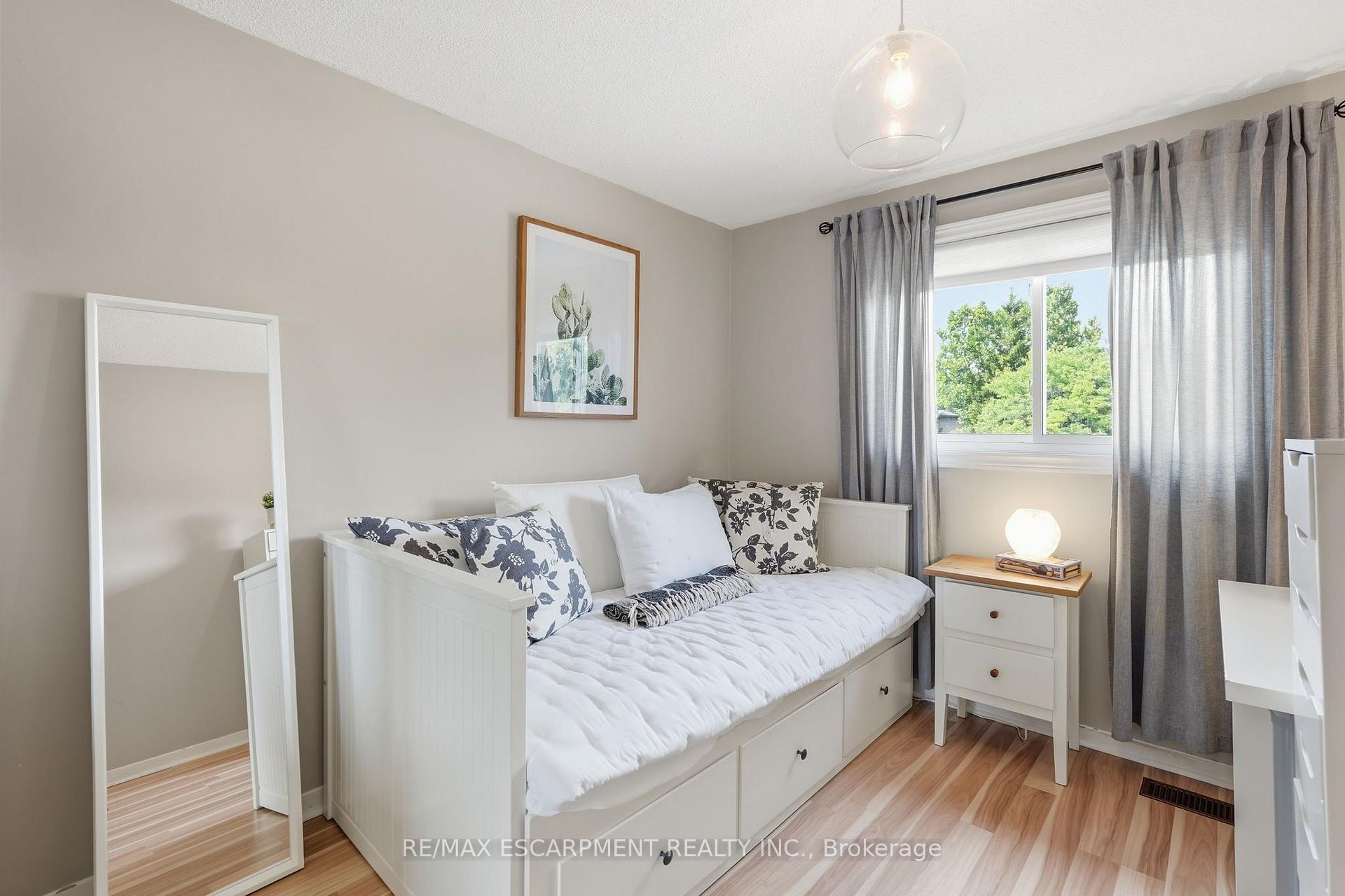 Photo 20 of Unit 50, 1115 Paramount Drive, Hamilton, Stoney Creek — HOMEH