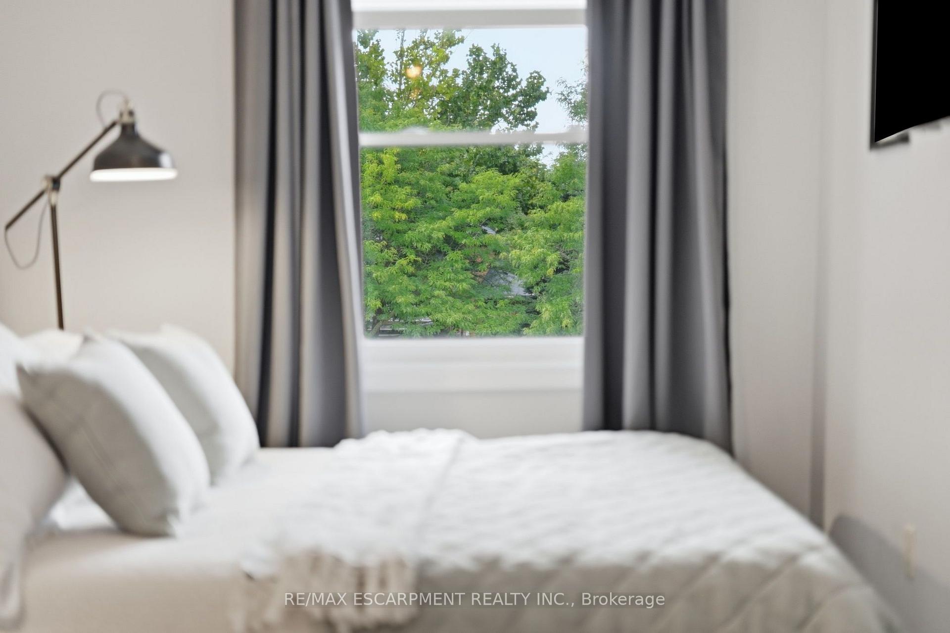 Photo 24 of Unit 50, 1115 Paramount Drive, Hamilton, Stoney Creek — HOMEH