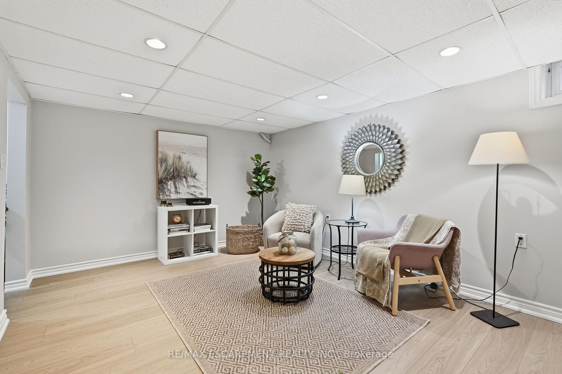 Photo 32 of Unit 50, 1115 Paramount Drive, Hamilton, Stoney Creek — HOMEH