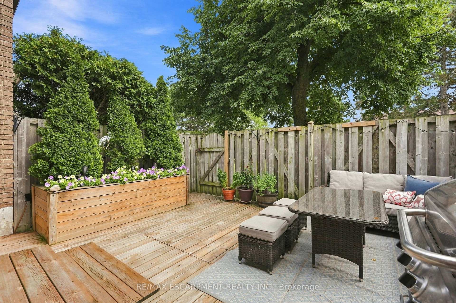 Photo 35 of Unit 50, 1115 Paramount Drive, Hamilton, Stoney Creek — HOMEH
