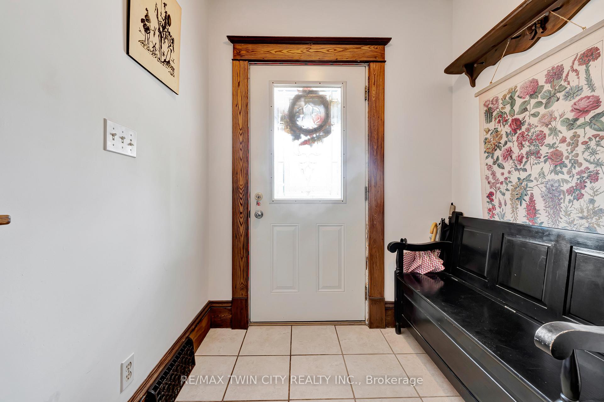 Photo 6 of 42 Shanley Street, Waterloo, Mount Hope Huron Park — HOMEH