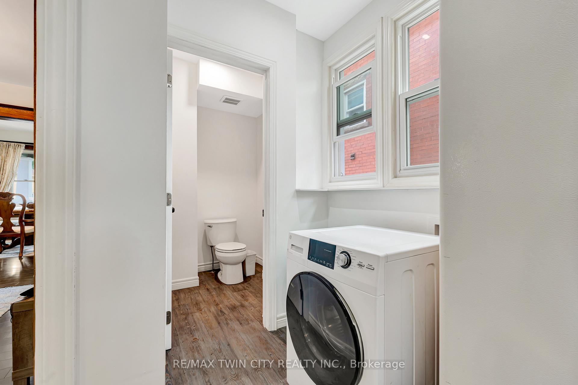 Photo 18 of 42 Shanley Street, Waterloo, Mount Hope Huron Park — HOMEH