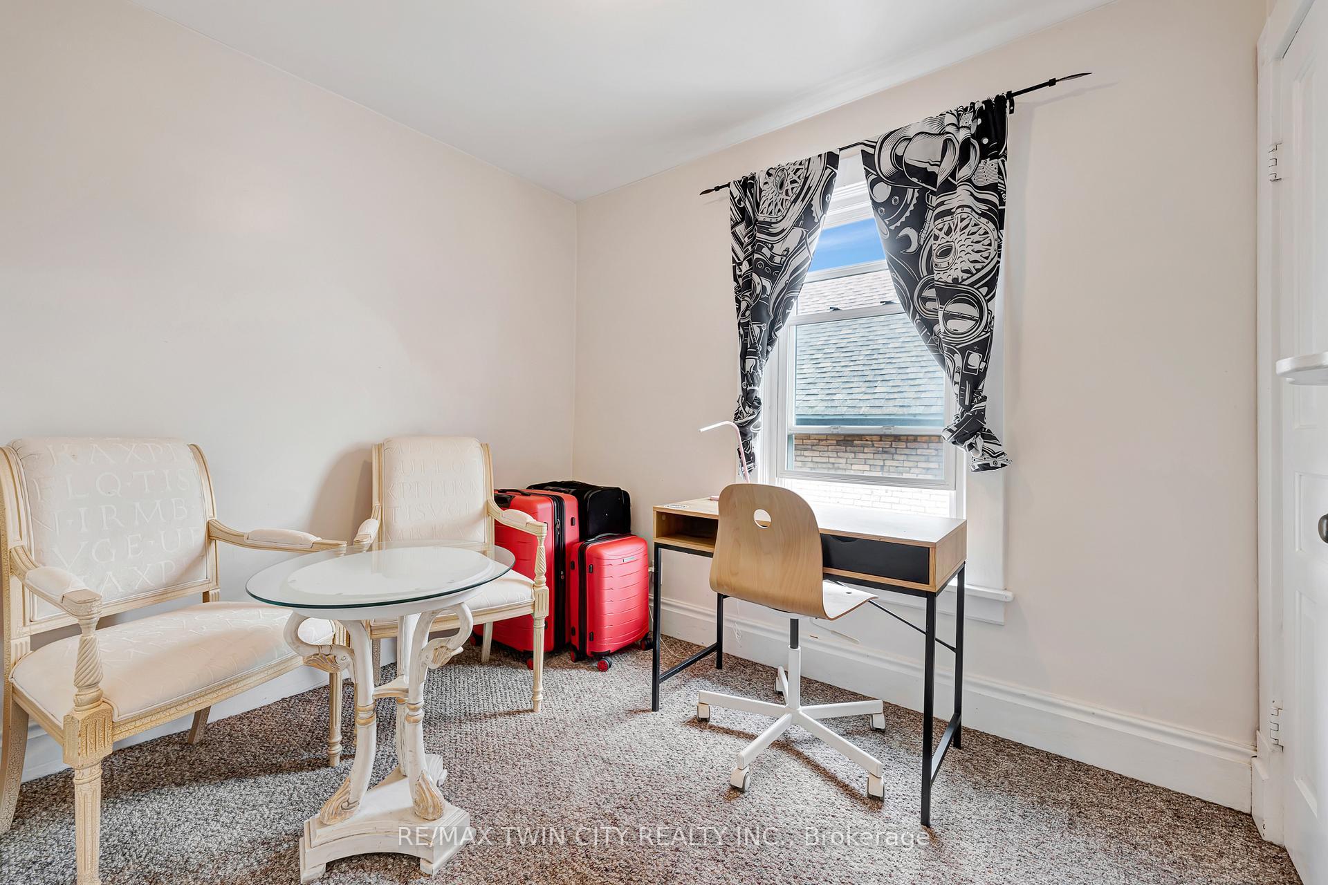 Photo 22 of 42 Shanley Street, Waterloo, Mount Hope Huron Park — HOMEH