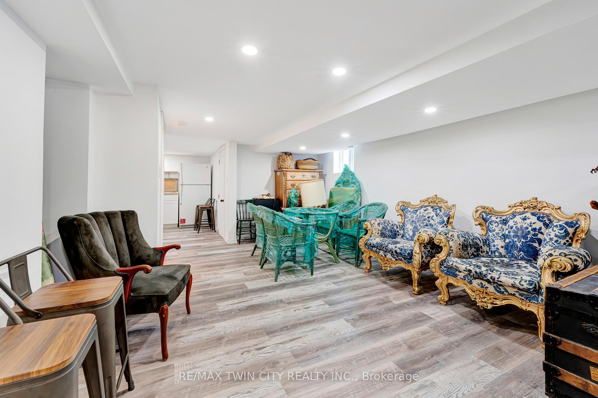 Photo 30 of 42 Shanley Street, Waterloo, Mount Hope Huron Park — HOMEH