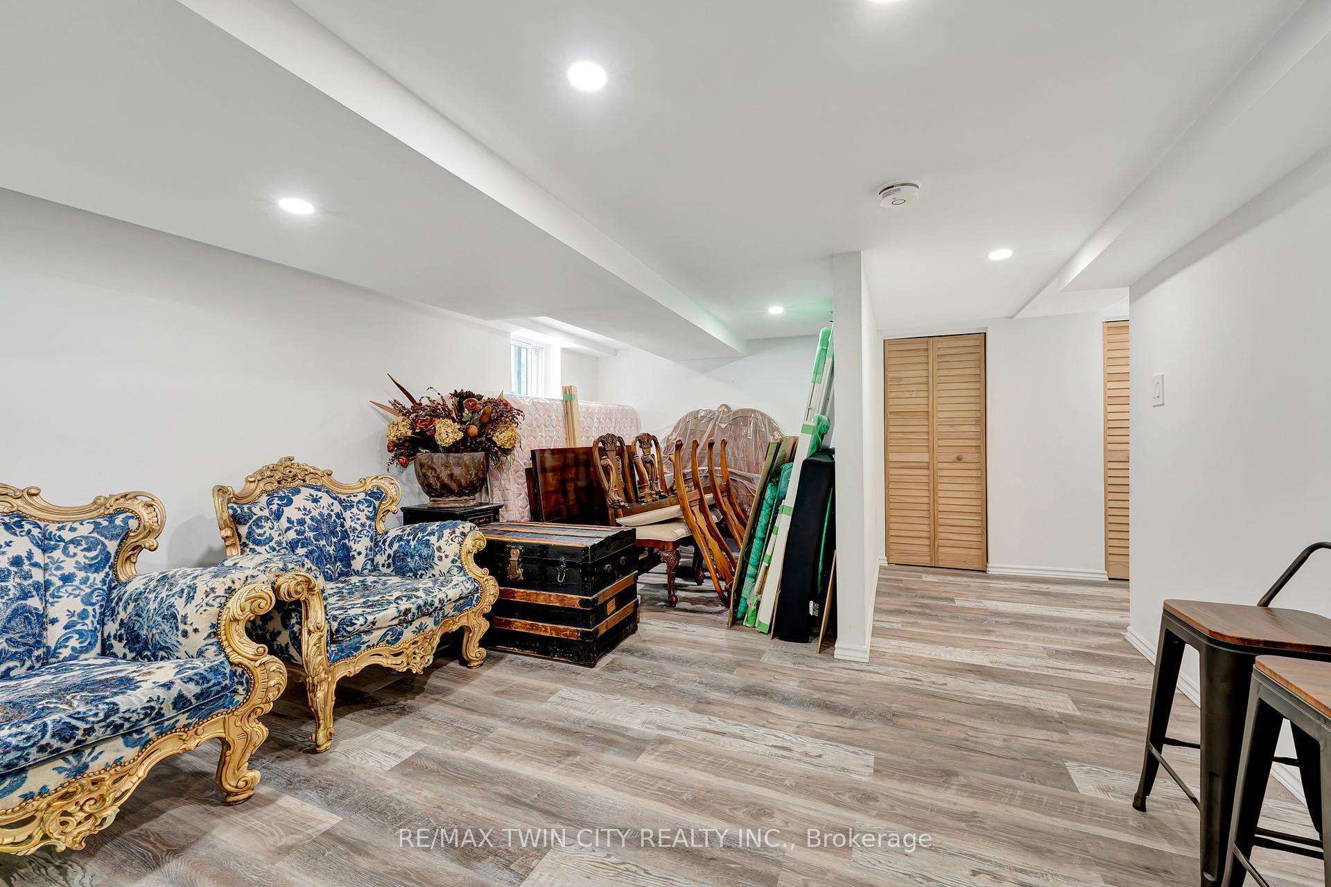 Photo 35 of 42 Shanley Street, Waterloo, Mount Hope Huron Park — HOMEH