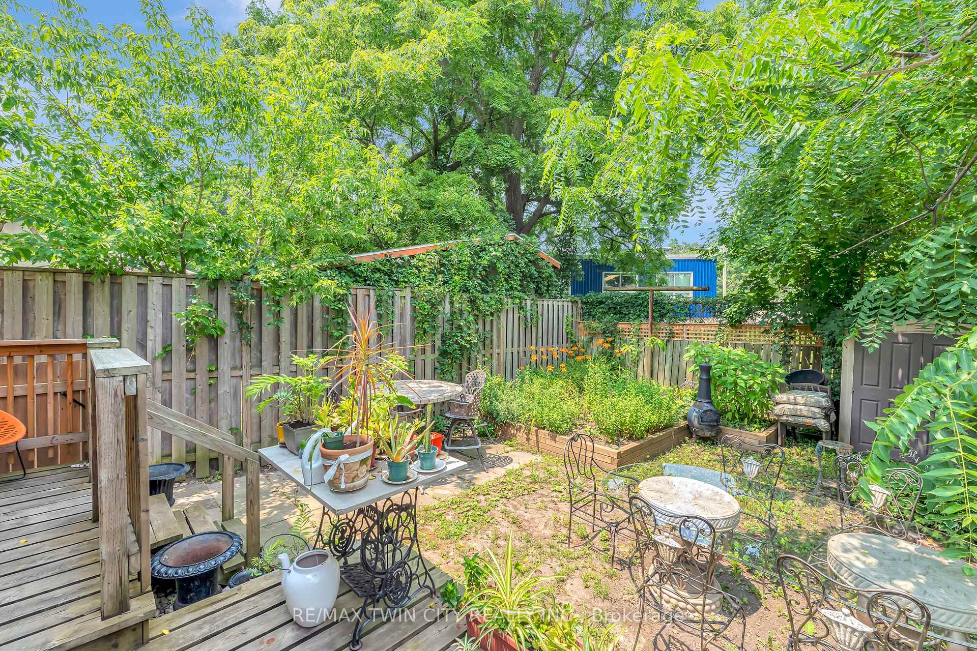 Photo 40 of 42 Shanley Street, Waterloo, Mount Hope Huron Park — HOMEH