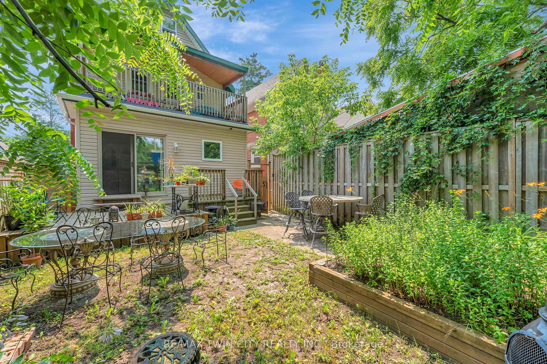 Photo 43 of 42 Shanley Street, Waterloo, Mount Hope Huron Park — HOMEH