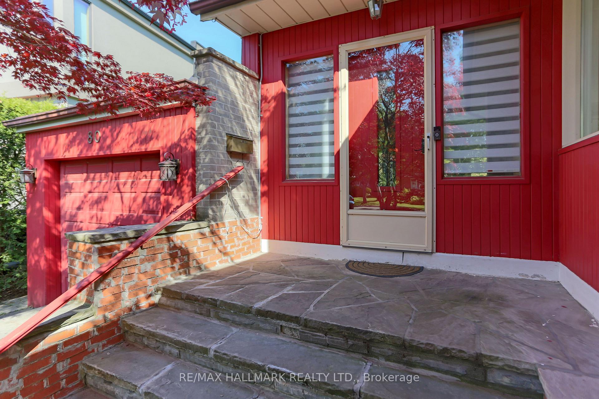 Photo 2 of 80 Berkinshaw Crescent, North York, Banbury-Don Mills — HOMEH