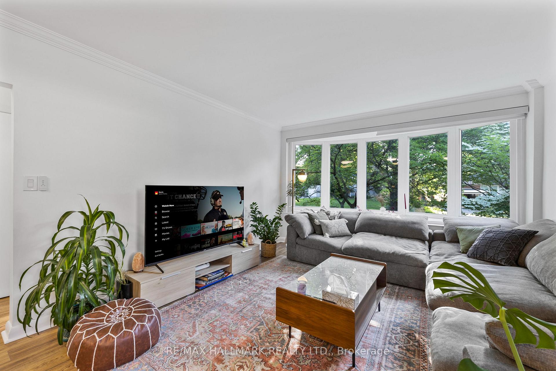 Photo 8 of 80 Berkinshaw Crescent, North York, Banbury-Don Mills — HOMEH