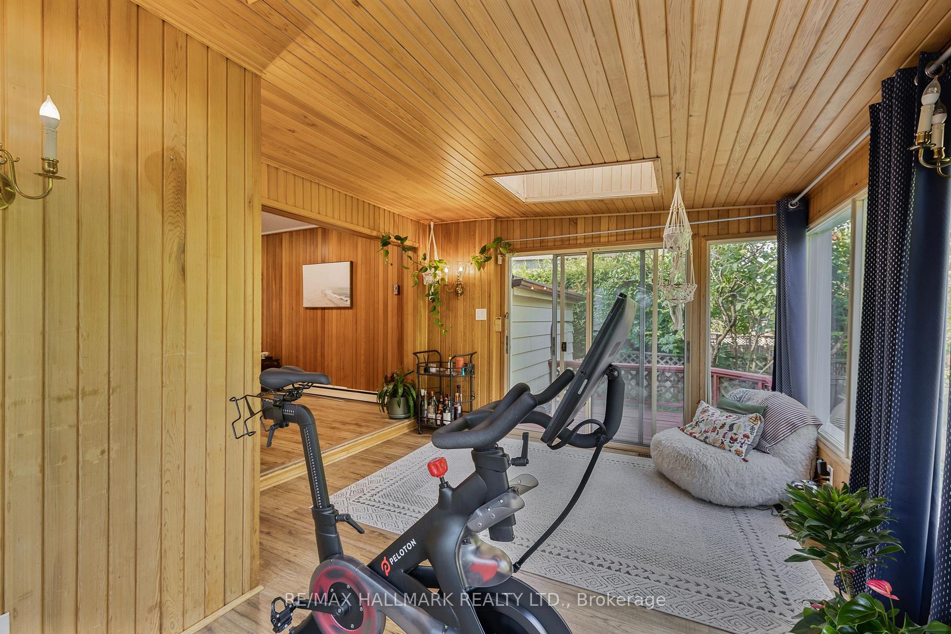Photo 16 of 80 Berkinshaw Crescent, North York, Banbury-Don Mills — HOMEH