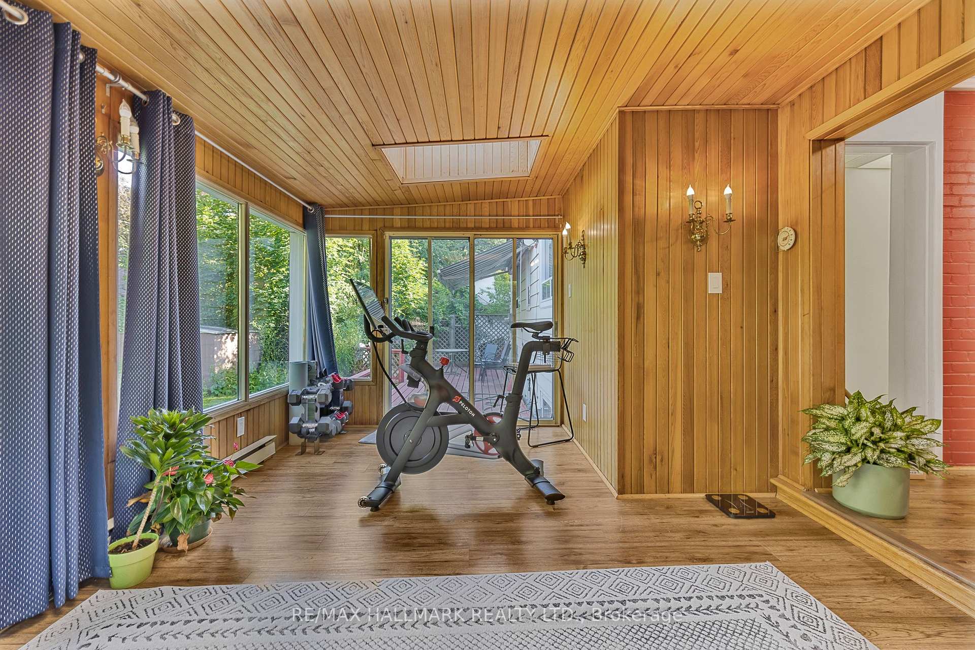 Photo 18 of 80 Berkinshaw Crescent, North York, Banbury-Don Mills — HOMEH
