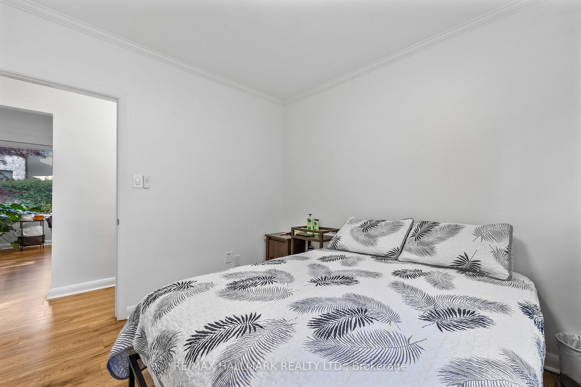 Photo 22 of 80 Berkinshaw Crescent, North York, Banbury-Don Mills — HOMEH