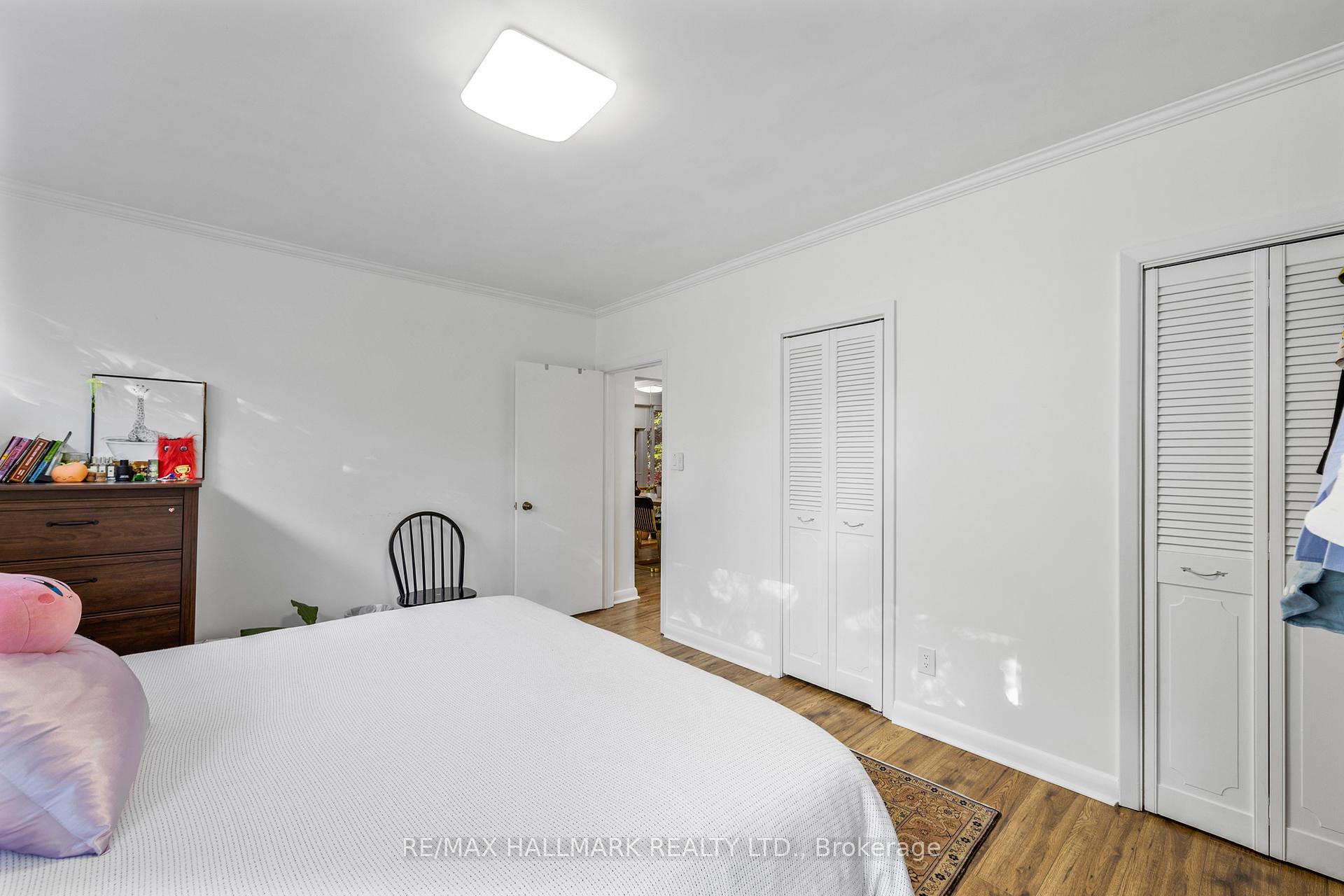 Photo 23 of 80 Berkinshaw Crescent, North York, Banbury-Don Mills — HOMEH