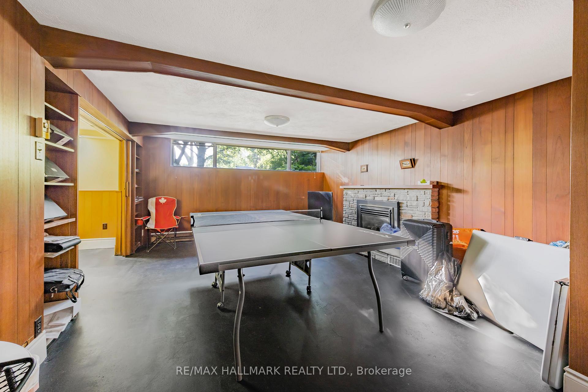 Photo 24 of 80 Berkinshaw Crescent, North York, Banbury-Don Mills — HOMEH