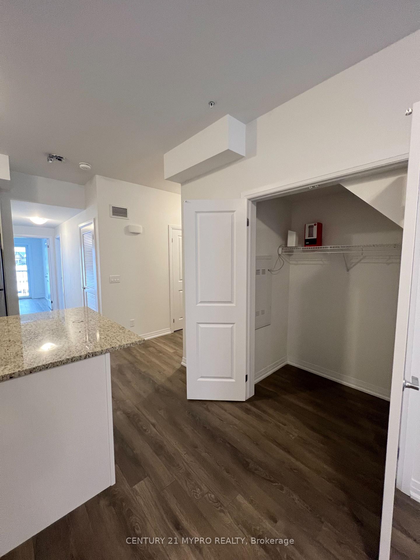 Photo 8 of Unit 601, 2635 William Jackson Drive, Pickering, Duffin Heights — HOMEH