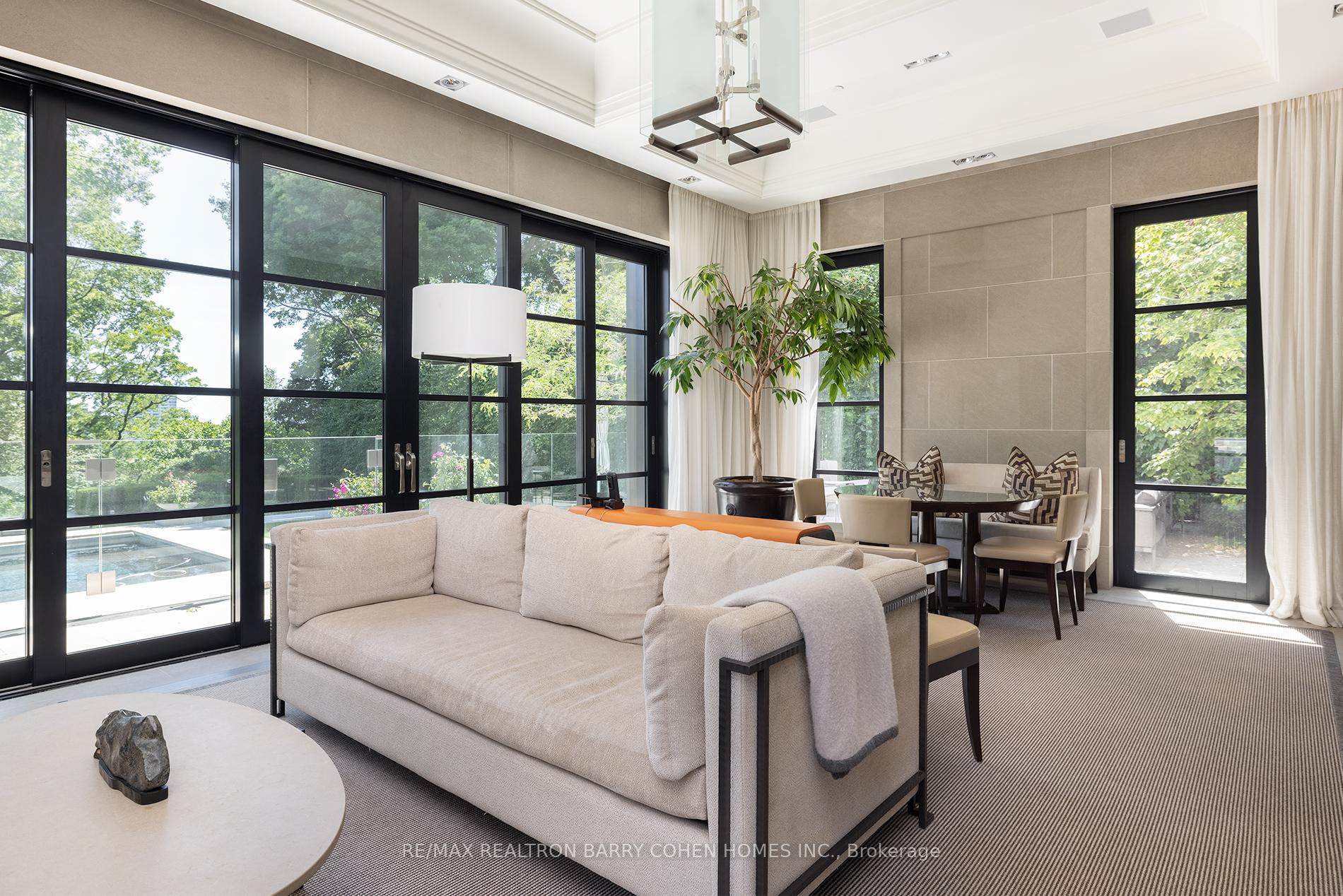 Photo 13 of 17 Ardwold Gate, Toronto, Casa Loma — HOMEH