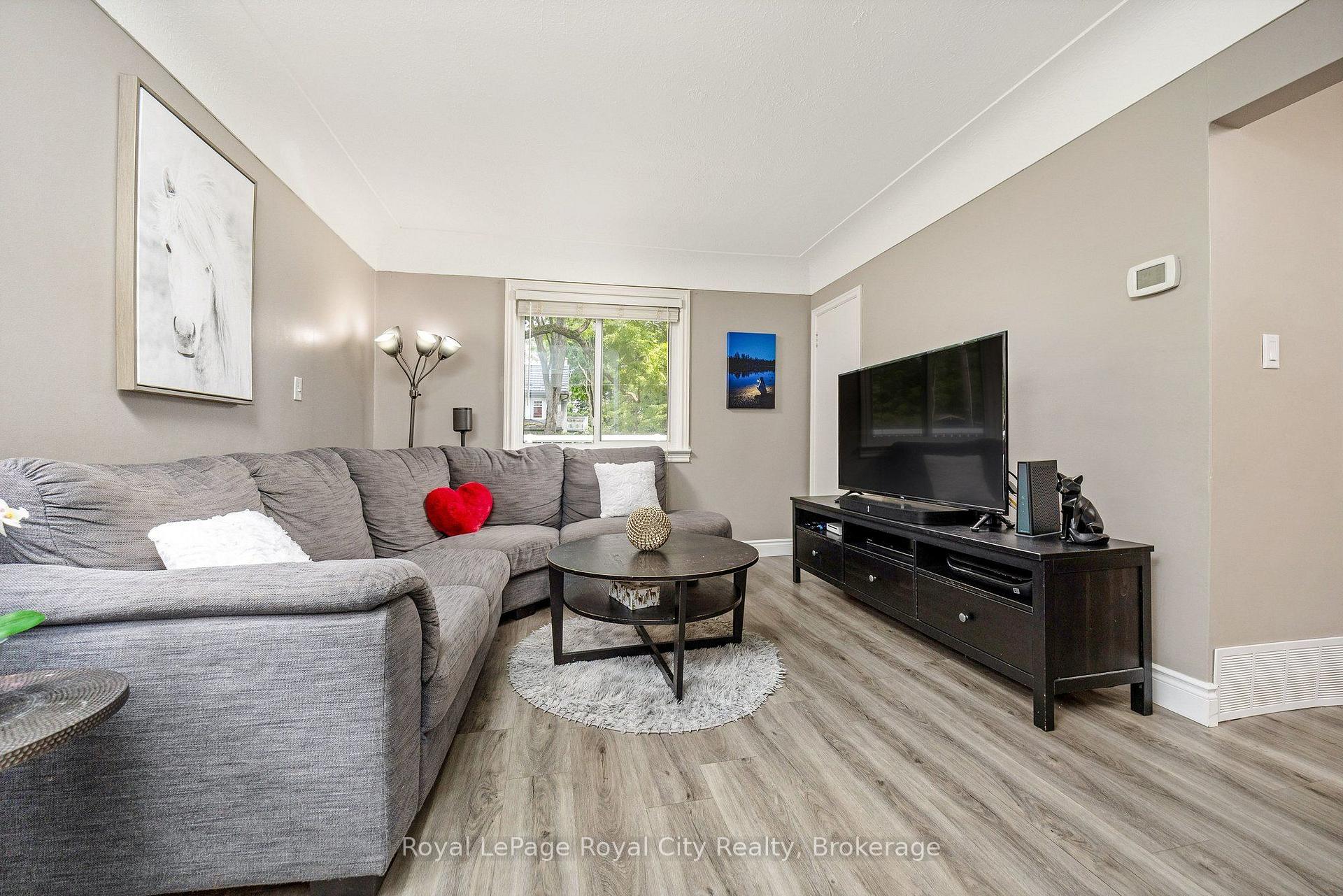 Photo 20 of 245 Mackenzie Street, Guelph/Eramosa, Rockwood — HOMEH