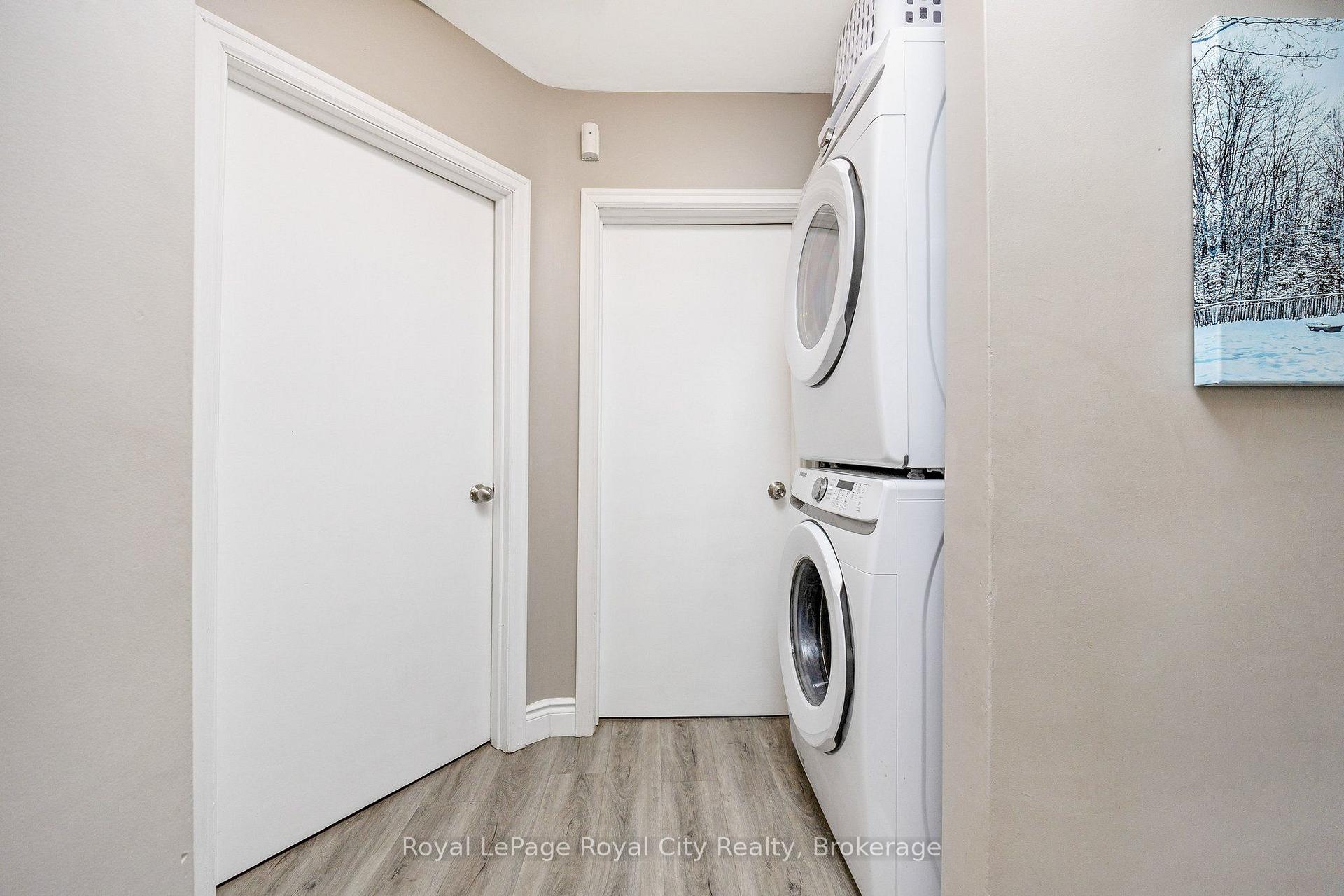 Photo 25 of 245 Mackenzie Street, Guelph/Eramosa, Rockwood — HOMEH