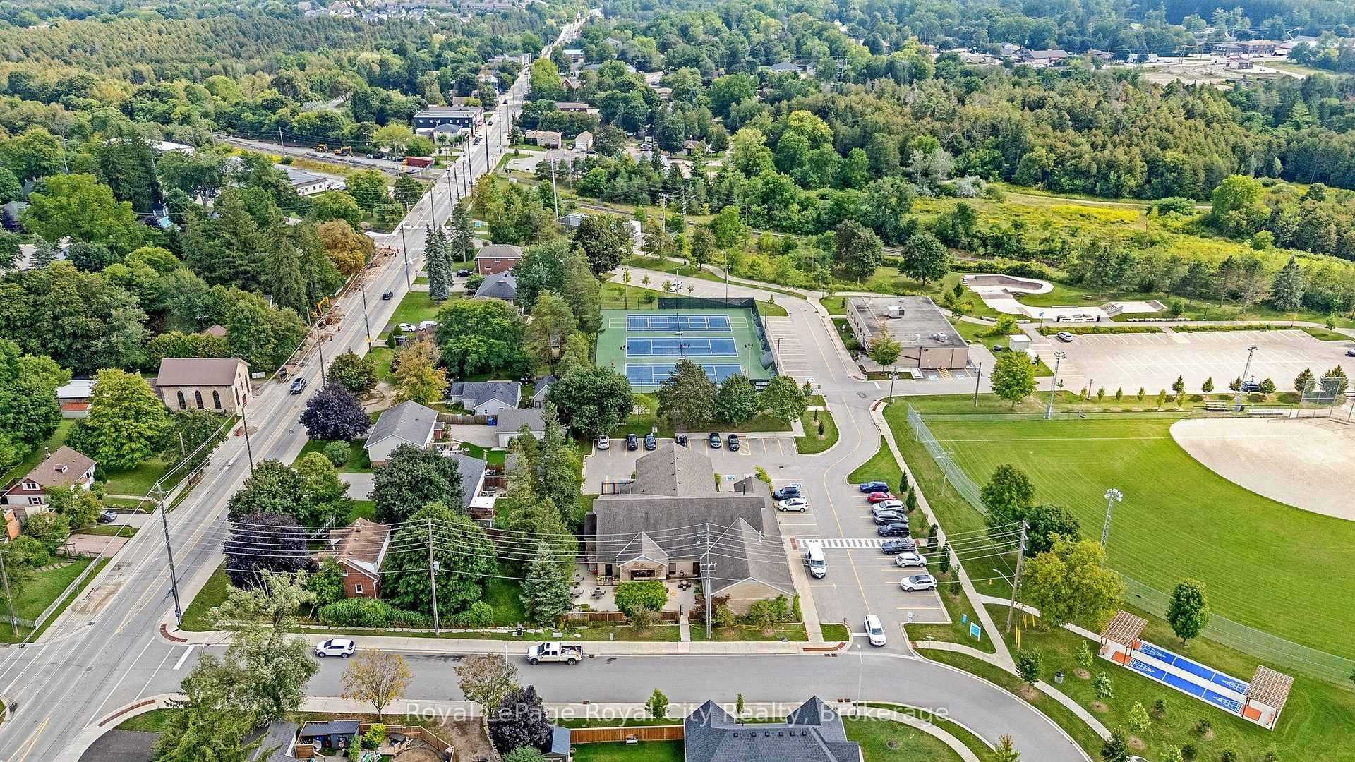 Photo 46 of 245 Mackenzie Street, Guelph/Eramosa, Rockwood — HOMEH