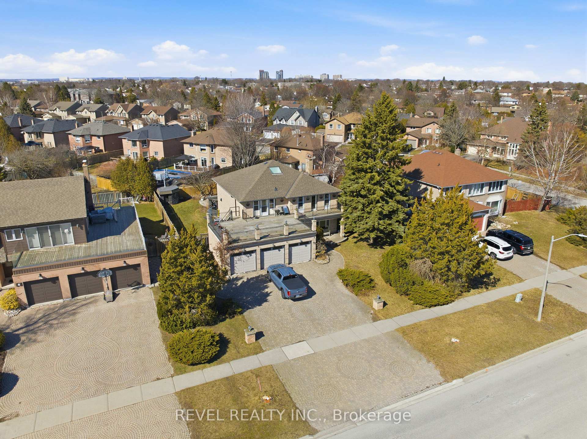 Photo 17 of 88 Lake Driveway, Ajax, South West — HOMEH