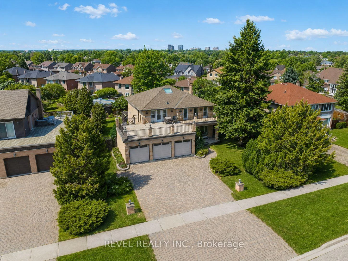 Photo 1 of 88 Lake Driveway, Ajax, South West — HOMEH