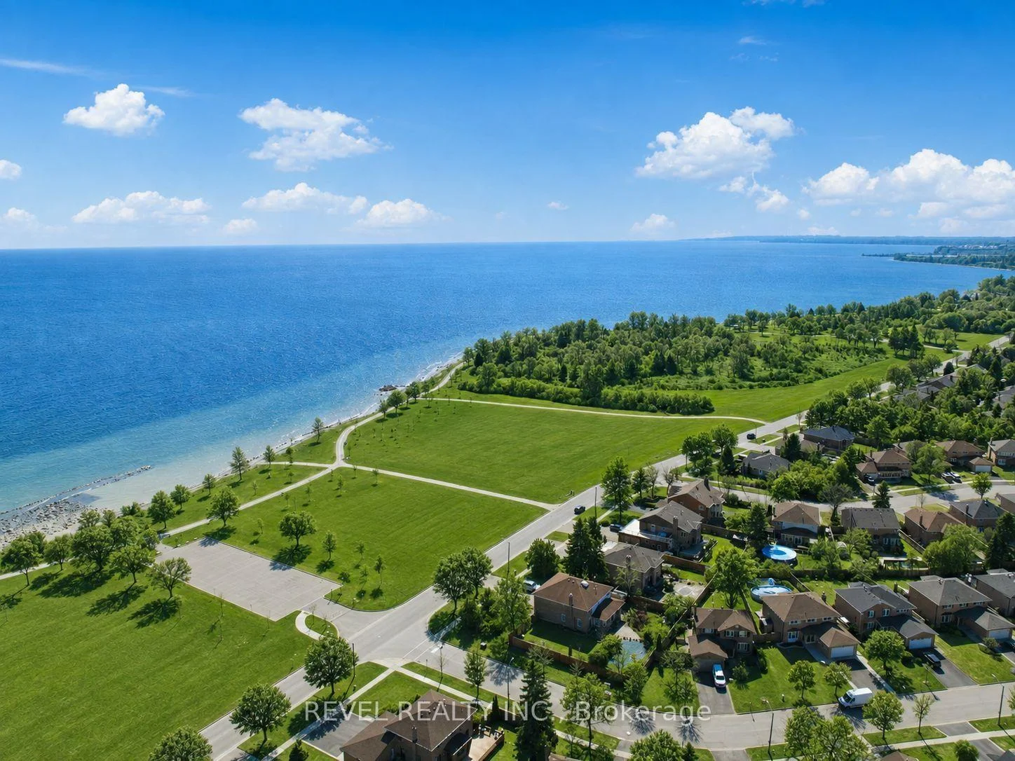 Photo 12 of 88 Lake Driveway, Ajax, South West — HOMEH