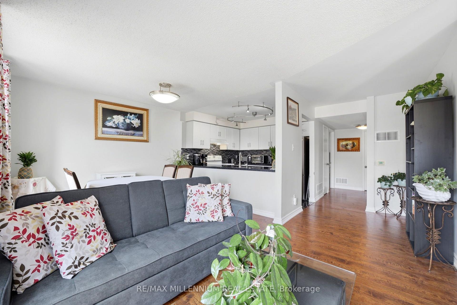 Photo 10 of Unit 24, 115 Bristol Road E, Mississauga, Hurontario — HOMEH