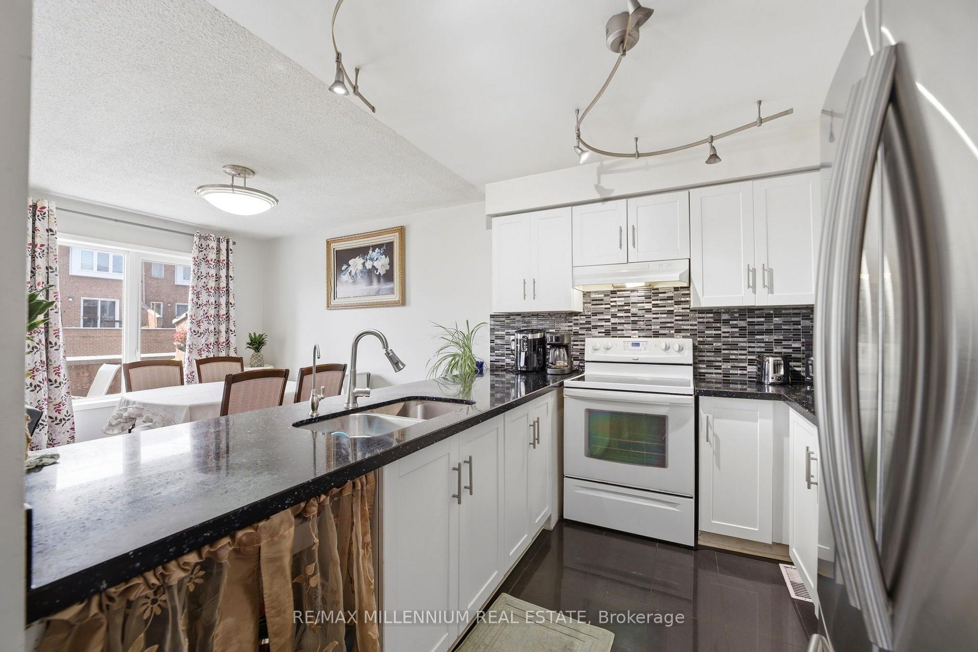 Photo 14 of Unit 24, 115 Bristol Road E, Mississauga, Hurontario — HOMEH