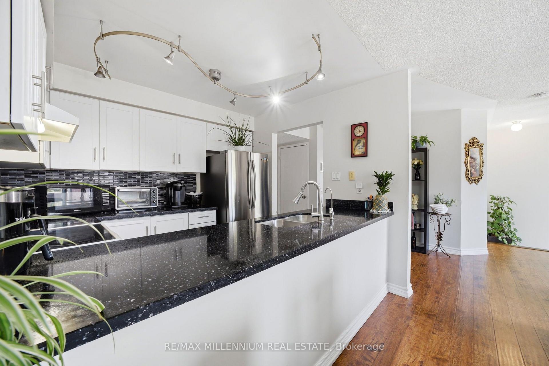 Photo 16 of Unit 24, 115 Bristol Road E, Mississauga, Hurontario — HOMEH