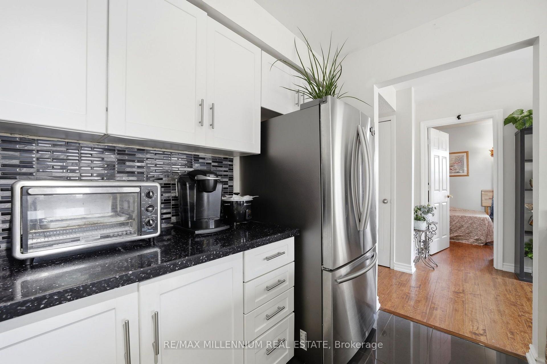 Photo 18 of Unit 24, 115 Bristol Road E, Mississauga, Hurontario — HOMEH