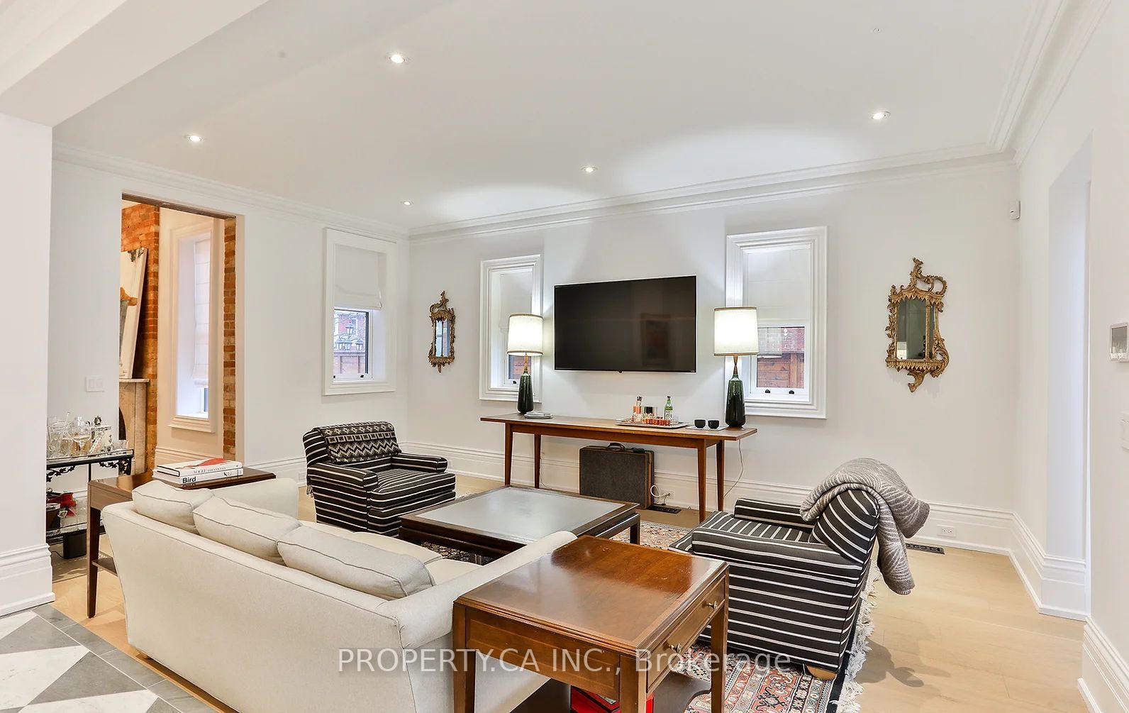 Photo 16 of Unit Main House, 38 Beaconsfield Avenue, Toronto, Little Portugal — HOMEH